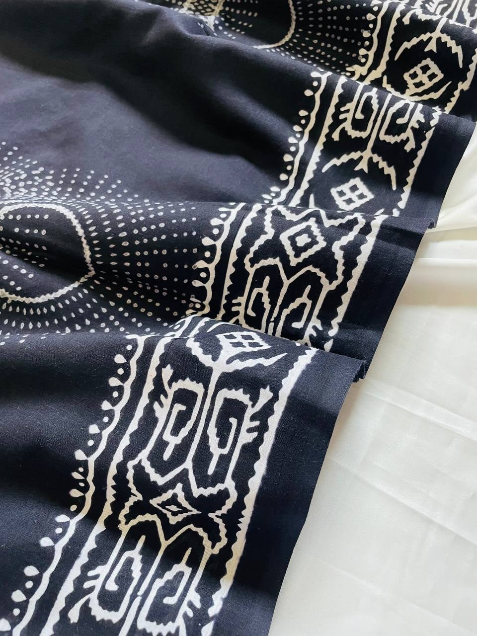 Cotton Saree - Black image 1