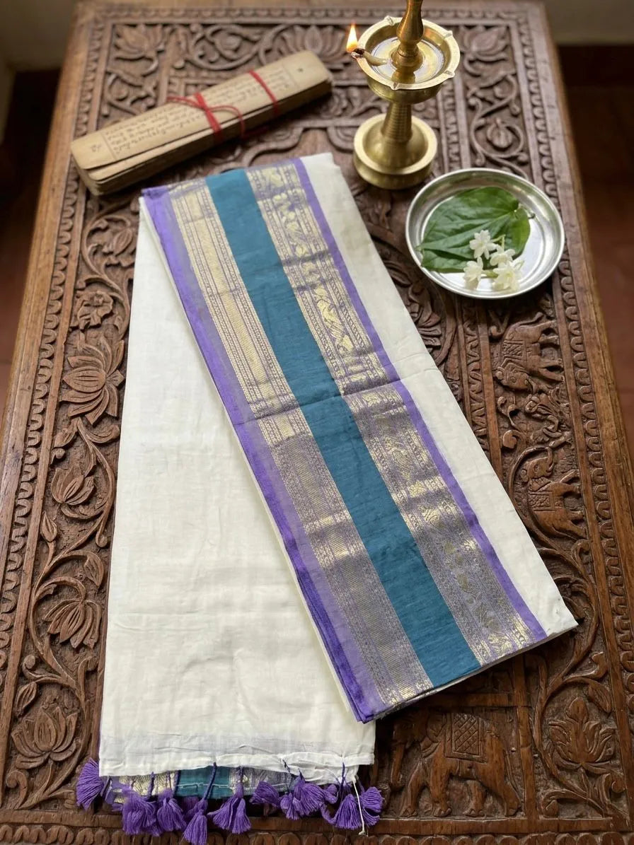 Mul Cotton Kanchi Border Saree
