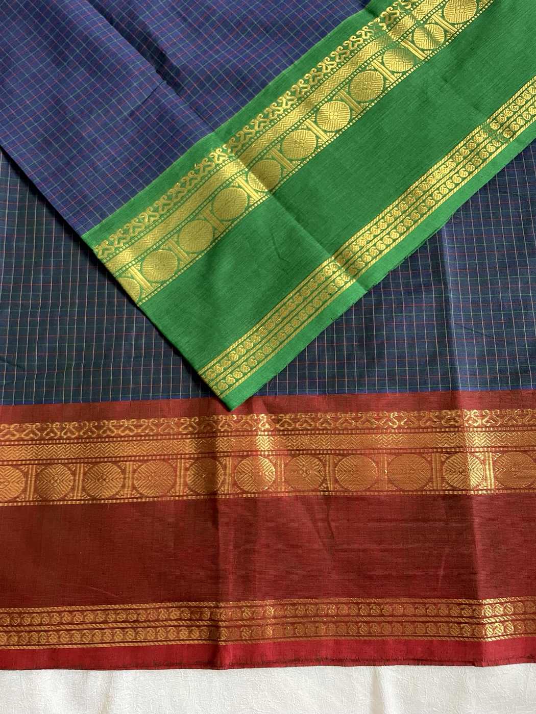 VARADA - Forest Green & Deep Navy
